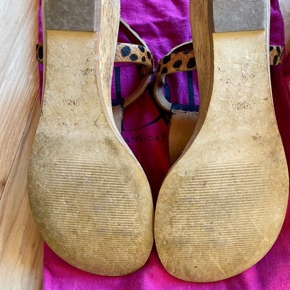 DVF Dion Sandals - Picture 8 of 9